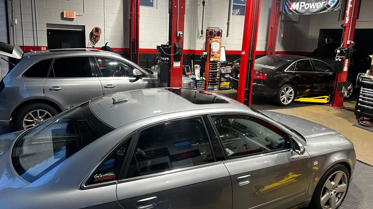 More Audis in shop 16-9